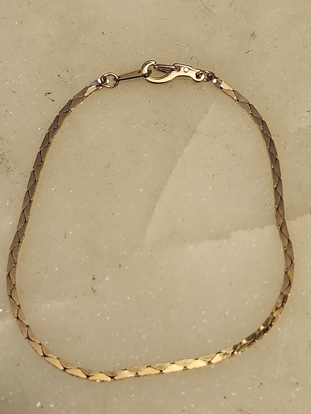 Korea Gold Tone Flat Serpentine Chain Link Bracelet - 7 Inches